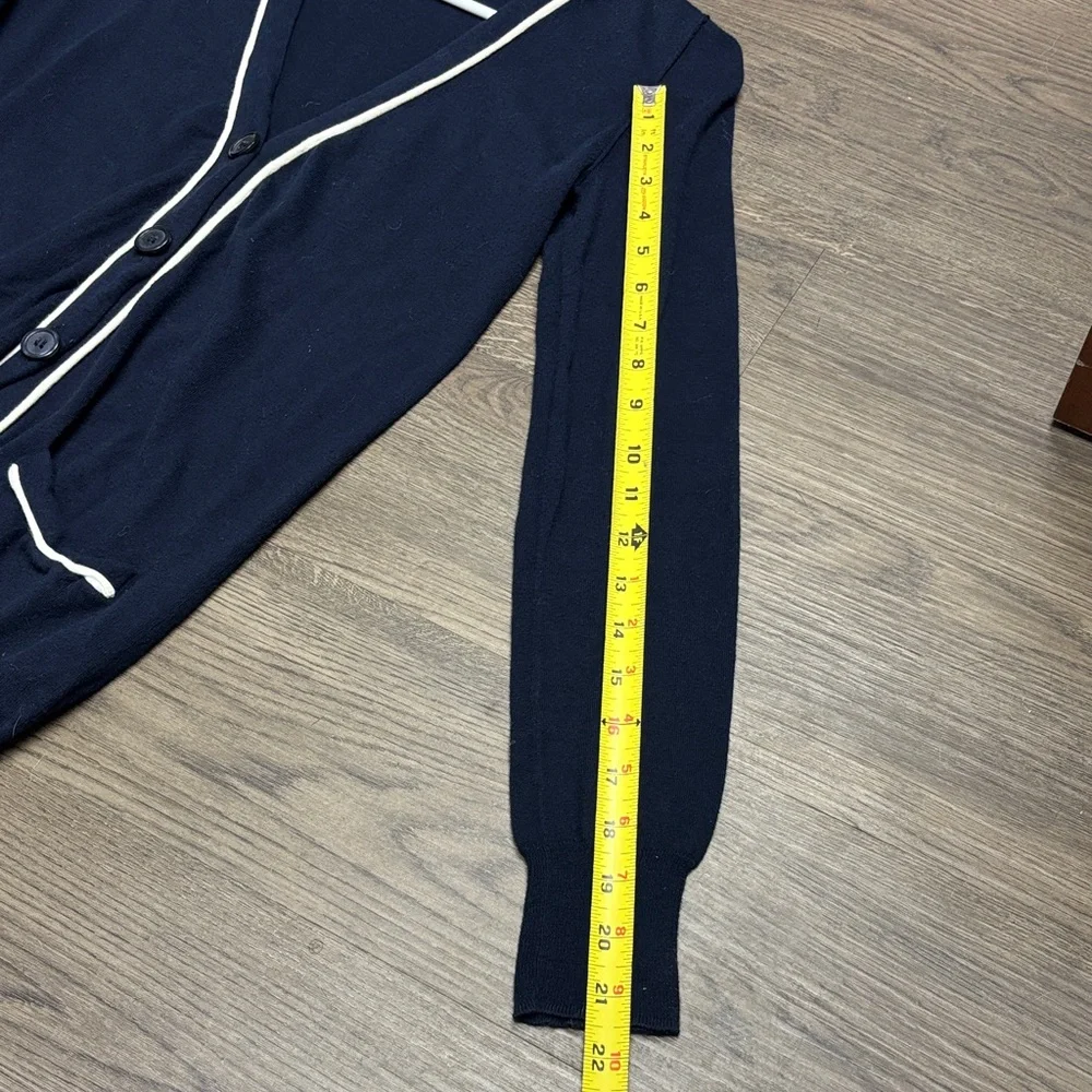 J. Crew Navy Blue W’s XS Cardigan with White Trim. 100% Cotton. Gently Used. - Picture 7 of 10